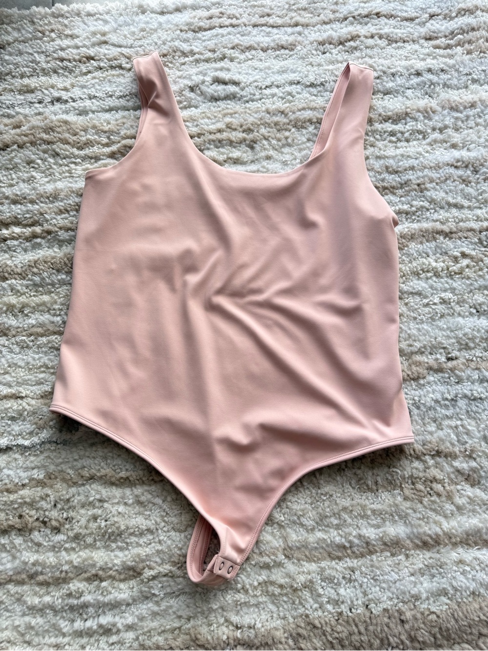 Express Blush Pink Scoop Neck Bodysuit size XL